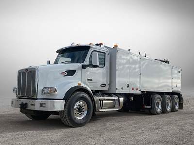 Peterbilt 567 Tri Axle Vacuum Truck - 510HP