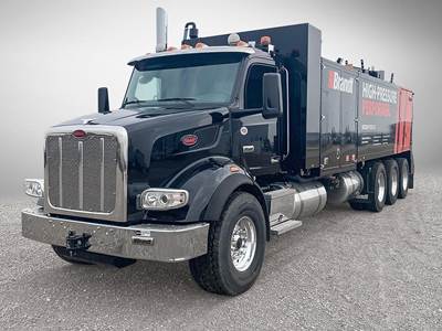 Peterbilt 567 Vacuum Truck - 510HP