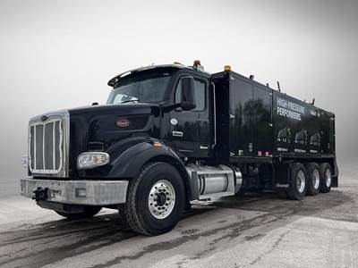 Peterbilt 567 Tri Axle Vacuum Truck - 510HP