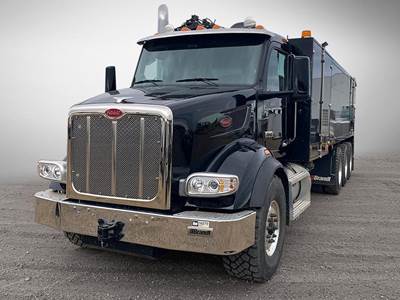 Peterbilt 567 Vacuum Truck - 510HP