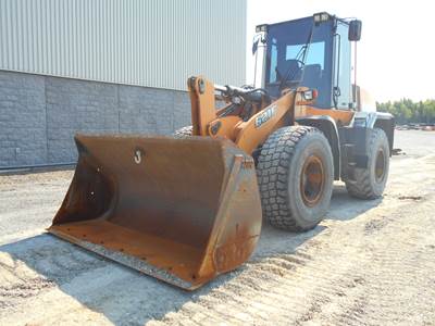 Case 621F Wheel Loader