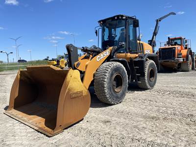 Case 621G Wheel Loader