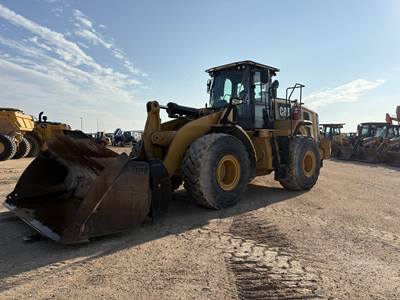 Caterpillar 966M Wheel Loader