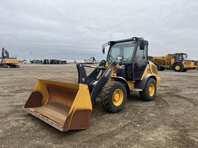 John Deere 204 G Wheel Loader