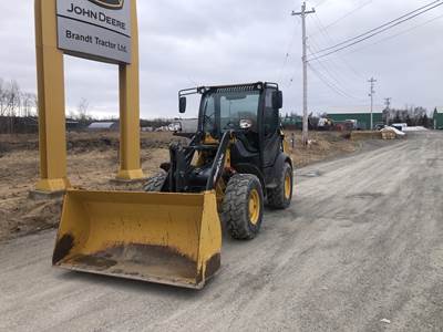 John Deere 204L Wheel Loader