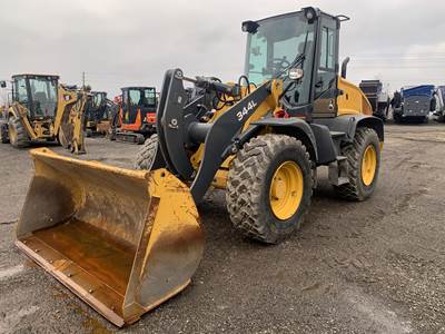 John Deere 344L Wheel Loader