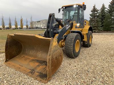 John Deere 624 P Wheel Loader