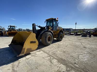 John Deere 624 P Large Wheel Loader