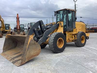John Deere 624K Wheel Loader