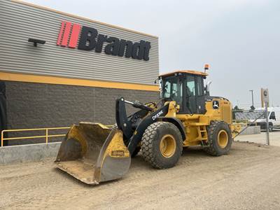 John Deere 624L Wheel Loader