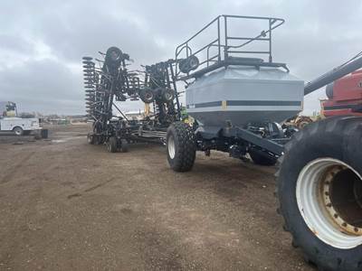 Flexi-Coil 5000 Seeder