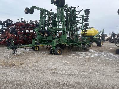 John Deere 1820 Seeder