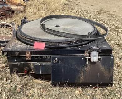 Versatile RT490 Combine Attachment