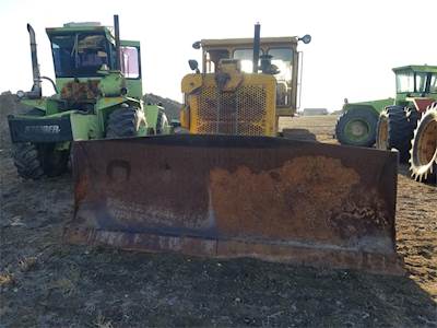 Caterpillar D8 Dozer