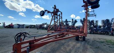 Wil-Rich 4400 Cultivator