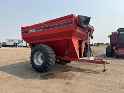 Case IH 548 Grain Cart