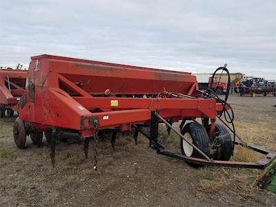 International 7100 Drill