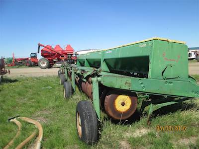 John Deere 9350 Grain Drill