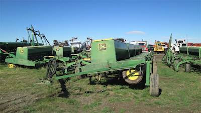 John Deere 9350 Grain Drill