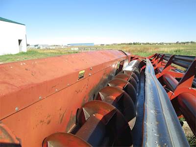 CASE 810 Combine Header