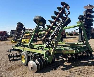 John Deere 230 Disk