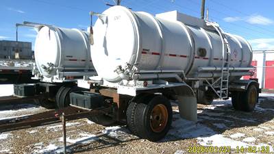 1992 Trail Master pup Tank Trailer