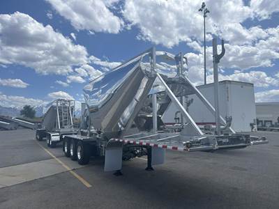 J & L 850 UTAH DOUBLES Dry Bulk / Pneumatic Tank Trailer