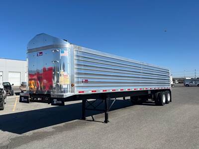 Travis 39 ft Frame End Dump Trailer - Tandem Axle, Aluminum, Air Ride