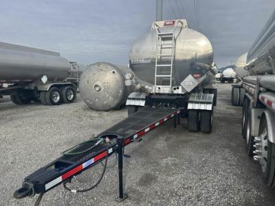 Heil PETROLEUM PUP Fuel Tanker Trailer
