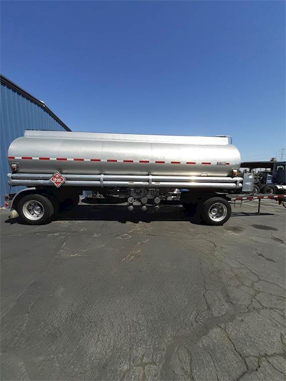 1988 Clough PETROLEUM PUP Fuel Tanker Trailer For Sale Salt Lake City