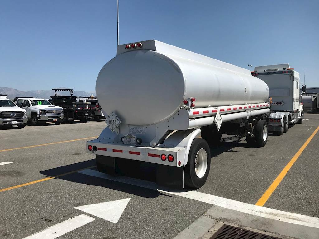 1997 WeldIt FUEL PUP Fuel Tanker Trailer For Sale Salt Lake City, UT