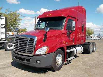 Freightliner Cascadia 125 Sleeper Semi Truck - Mid Roof Sleeper, Cummins 450HP, Super 10 Speed Manual