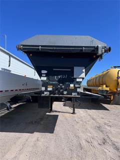 2017 Trail King TK LIVE BOTTOM ASPHALT BELT, TRI AXLE, AIR RIDE W Belt ...