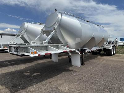 Polar GRAVITY DROP PNEUMATIC, 1,000 CU FT, AIR RIDE, Dry Bulk / Pneumatic Tank Trailer