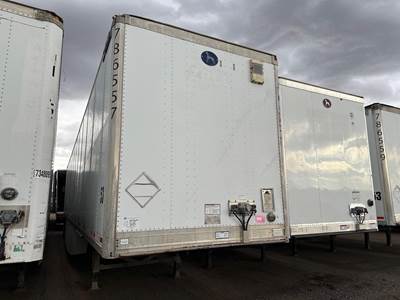 Great Dane Champion 53 ft Dry Van Trailer - Swing Door, Air Ride, Sliding Axle