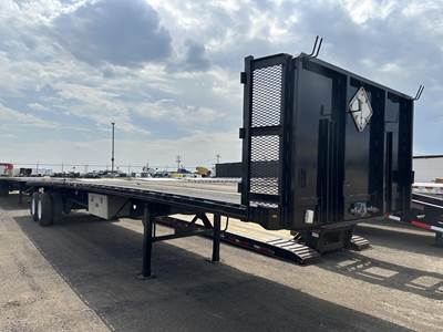 Manac 48x102 Steel Flatbed Trailer - Air Ride, Sliding Axle