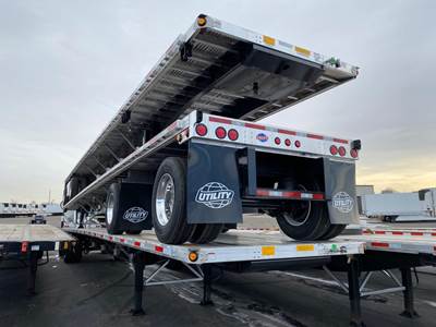 UTILITY 53x102 Combination Flatbed Trailer - Air Ride, Fixed Spread Axle