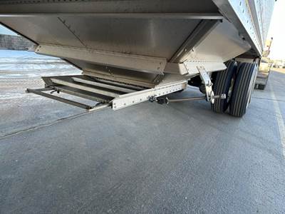 2025 Stoughton GRAIN TRAILER W AG HOPPERS, AIR RIDE, 74