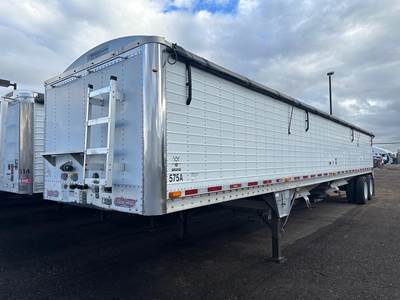 WILSON PACESETTER Hopper / Grain Trailer
