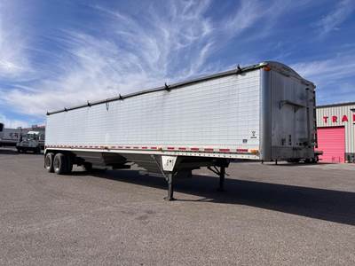 WILSON PACESETTER W 66" SIDES, AIR RIDE Hopper / Grain Trailer