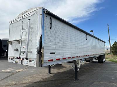 WILSON PACESETTER GRAIN HOPPER TRAILER, 79" SIDES, AG HOP Hopper / Grain Trailer