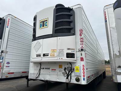 UTILITY 3000R 53 ft Reefer Trailer - Sliding Axle, Swing Door, Thermo King