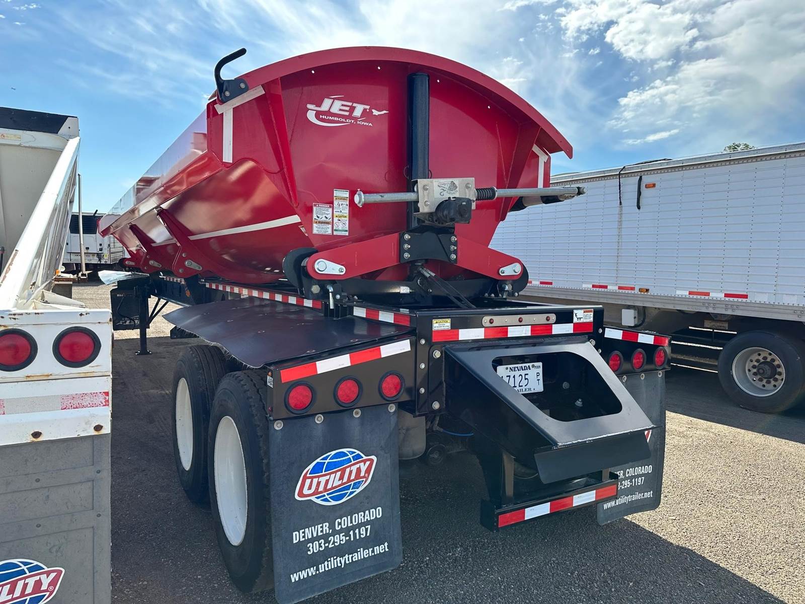 2022 JET 40' AIR RIDE JET SIDE DUMP, ELECTRIC TARP, 2WAY V Single Axle