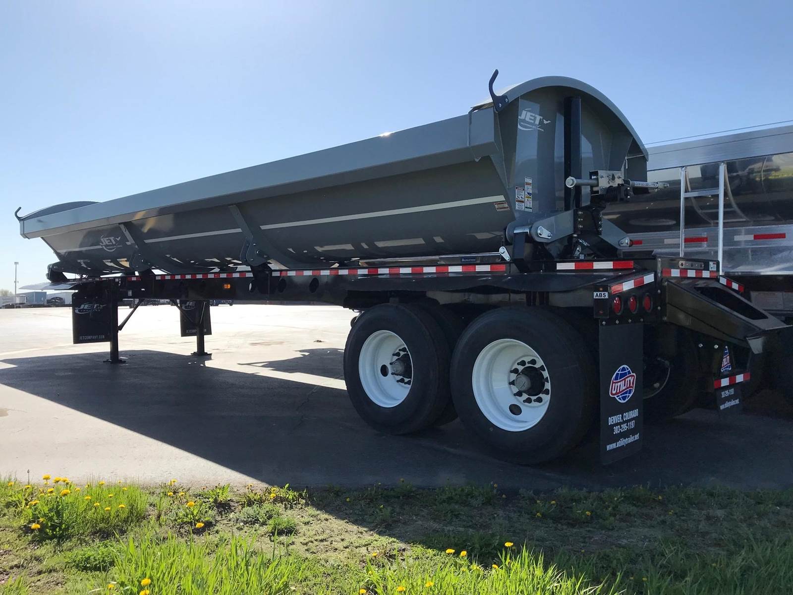 2024 JET JET BATTLESHIP GRAY SIDE DUMP, 40', ELECTRIC TARP, Tandem Axle