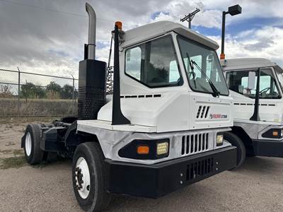 Kalmar Ottawa T2 Yard Spotter Truck - Cummins, 173HP, Automatic
