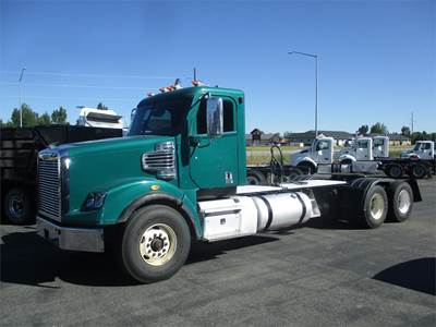 Freightliner Coronado 122 SD Day Cab Truck - Cummins, 10 Speed Manual
