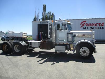Peterbilt 359 Day Cab Truck - Cummins 400HP, 13 Speed Manual