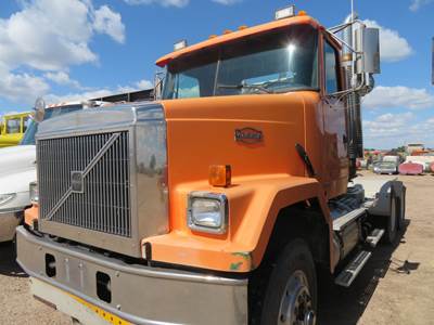 1996 Volvo ACL Cab & Chassis Truck FALL PRICE SPECIAL @ $23,283.45 CALL FOR MORE INFO!!