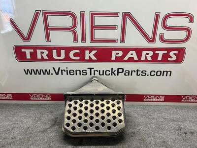 Freightliner Air Cleaner / Air Filter Housing