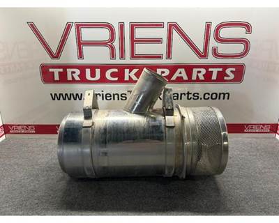 Freightliner Air Cleaner / Air Filter Housing